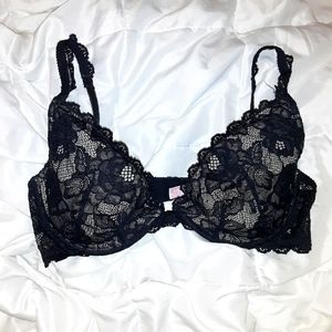 Victoria's secret lace bra 36C